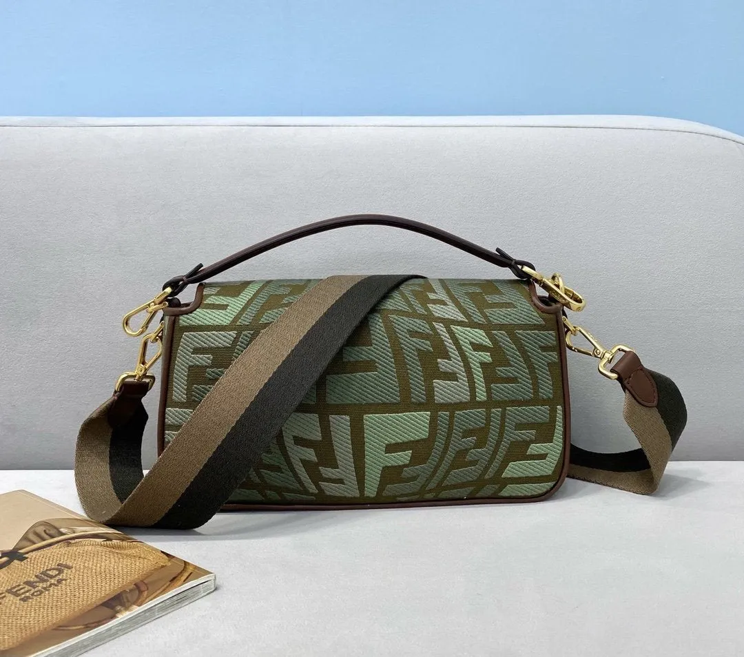 EN   Designer bags by Fendi 188