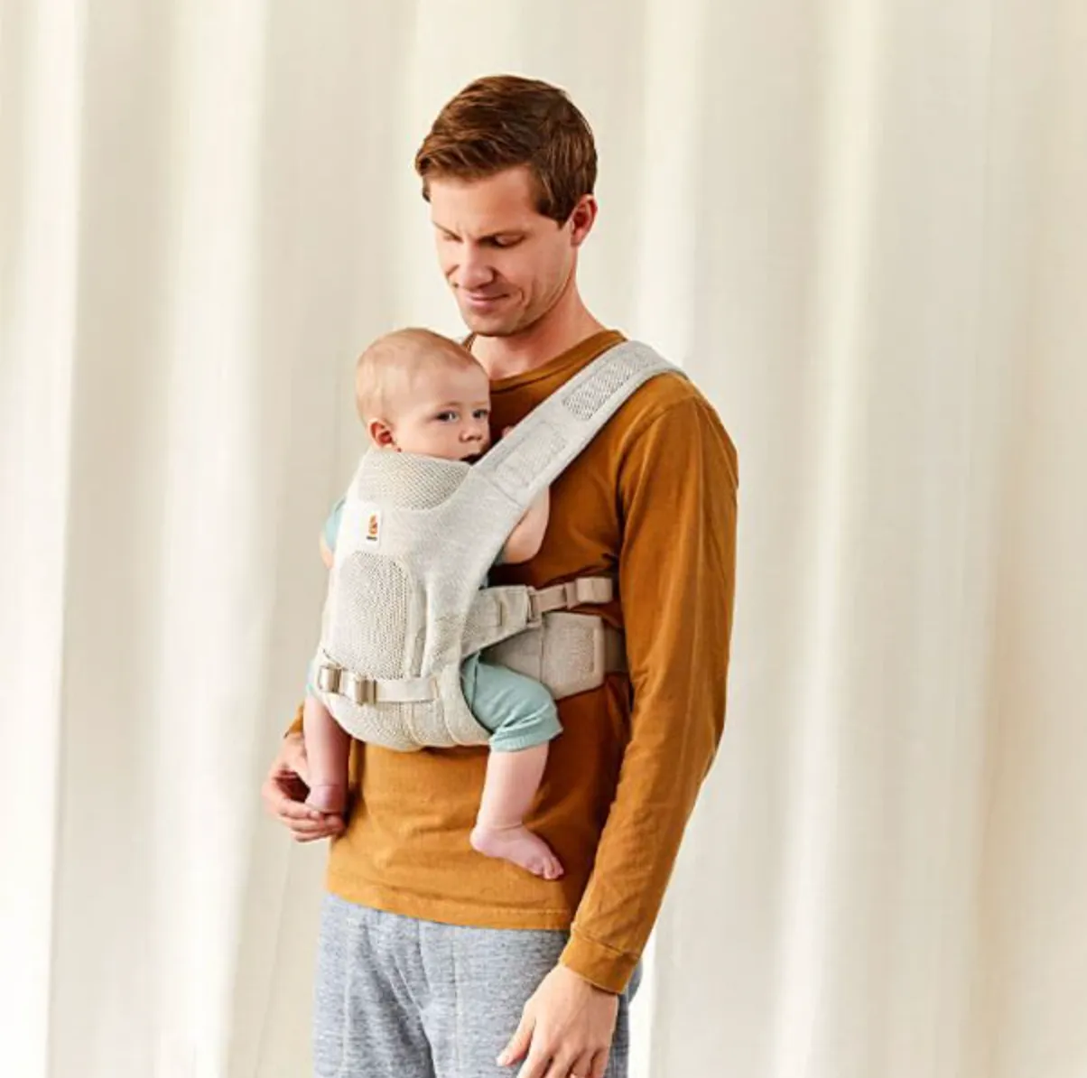 Ergobaby Aerloom - Sandstone
