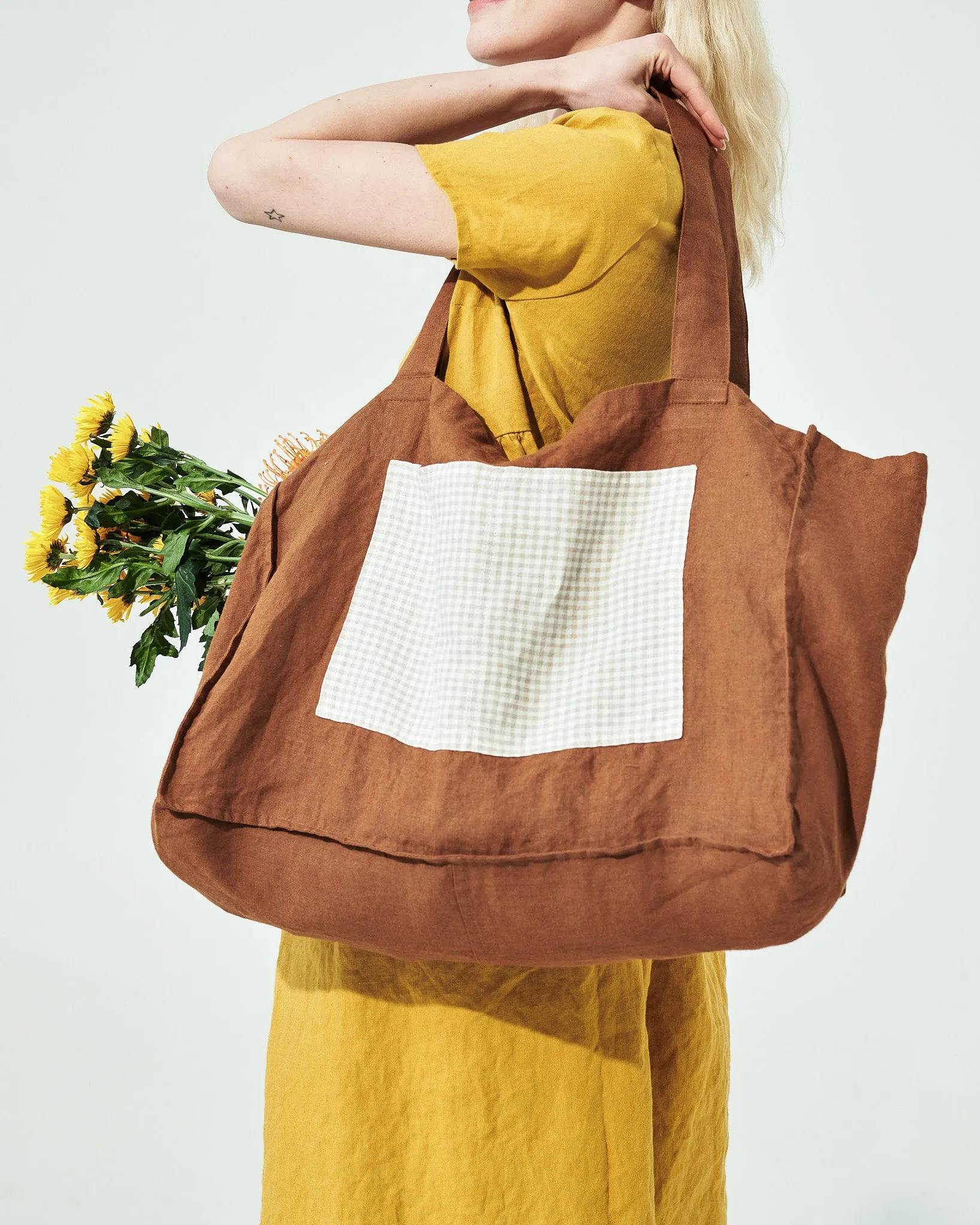 Linen Tote Bag in Toast (SS24)