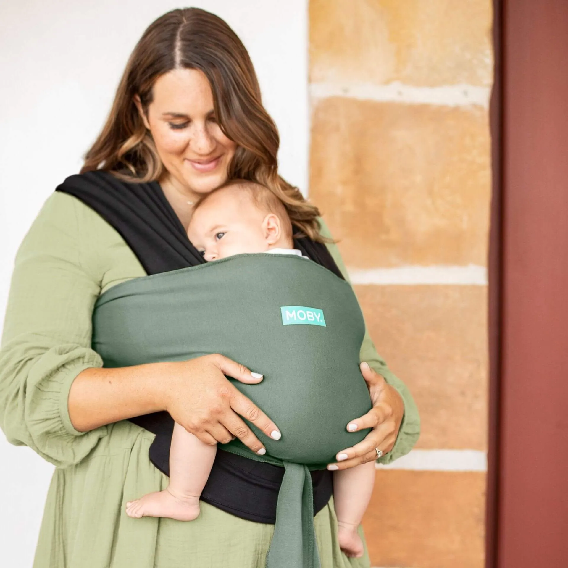 Moby Easy Wrap Carrier (Olive/Onyx)