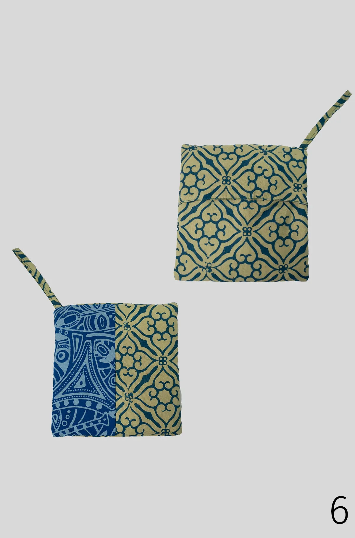[ONLINE EXCLUSIVE] Artisanal Batik Pocket Grocer Bag