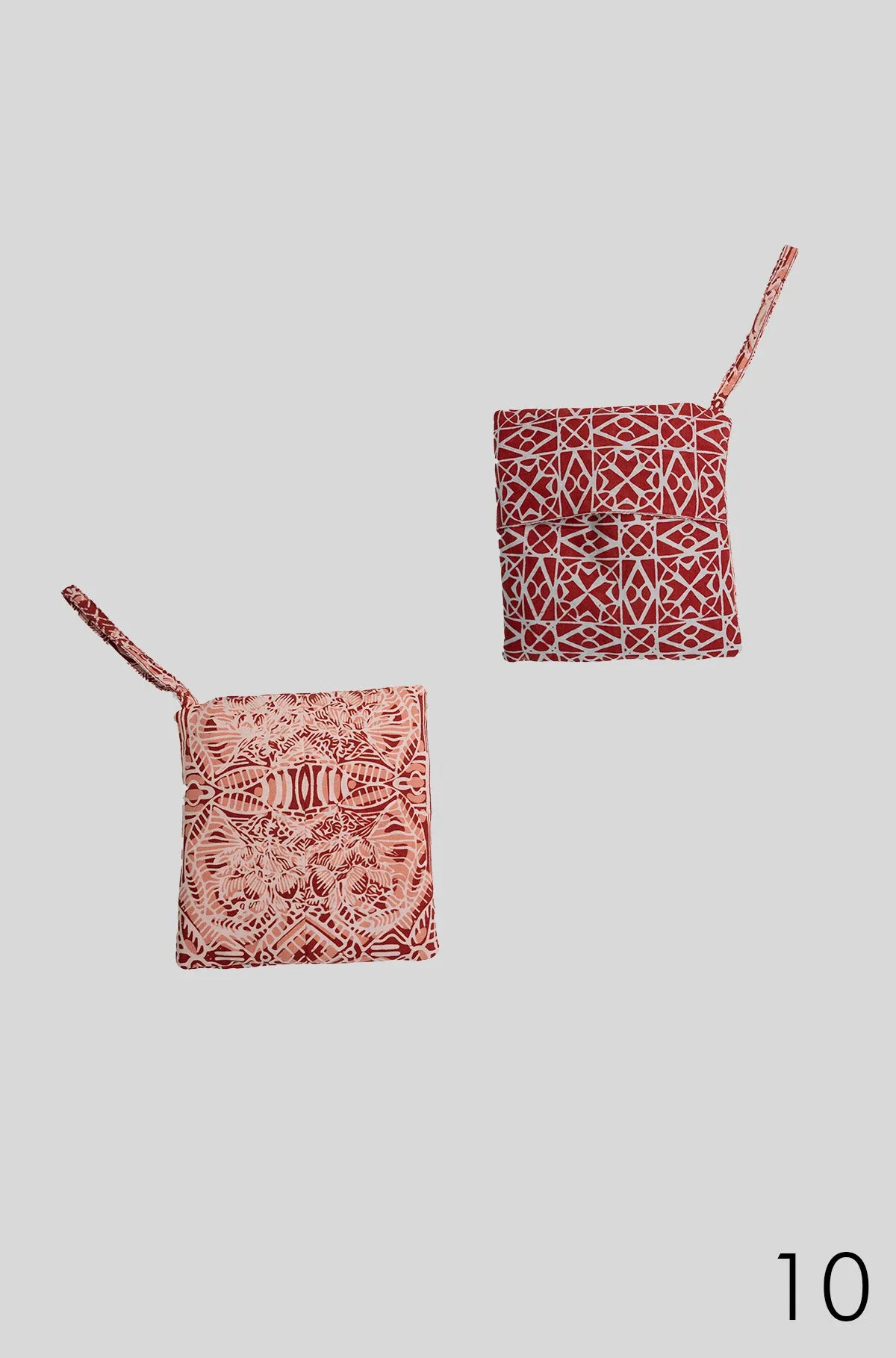 [ONLINE EXCLUSIVE] Artisanal Batik Pocket Grocer Bag