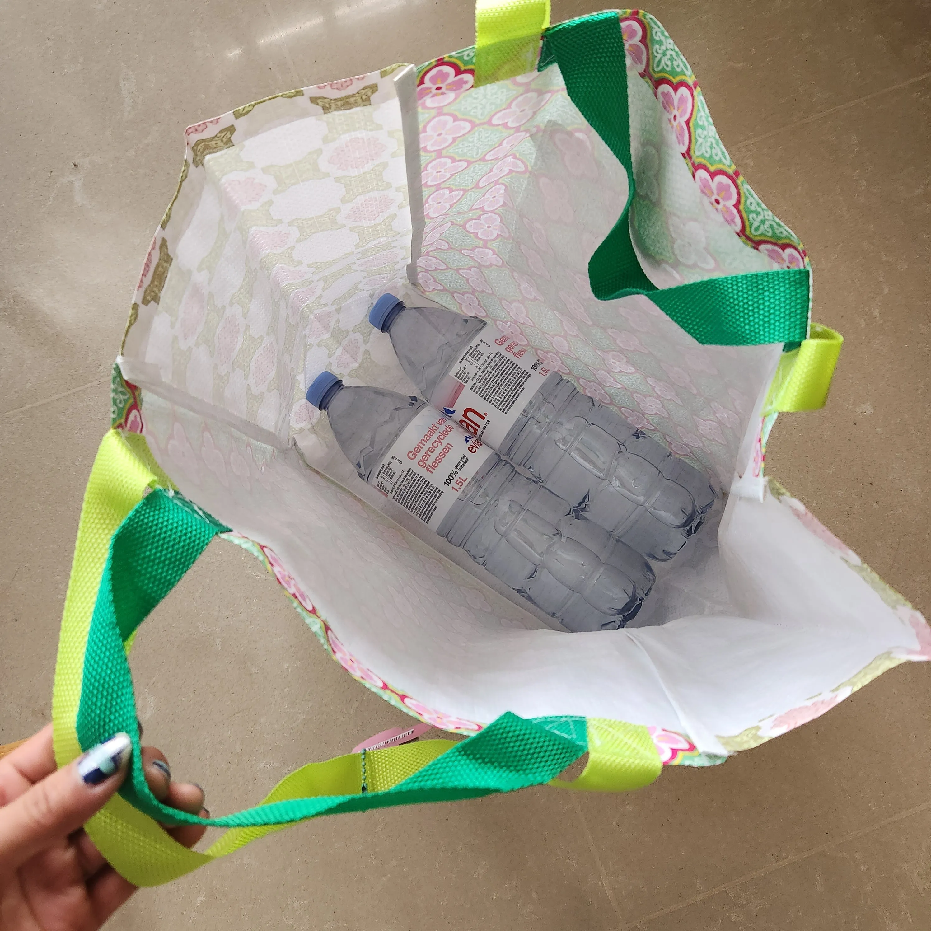Peranakan Tile Printed Beach Bag - Circle flower