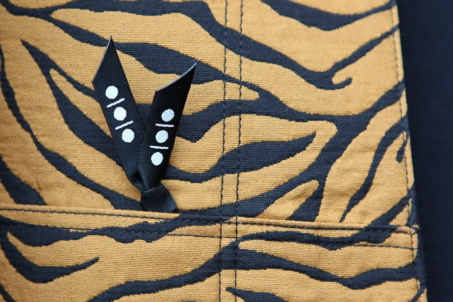 Pocket Cover Tiger Stripes