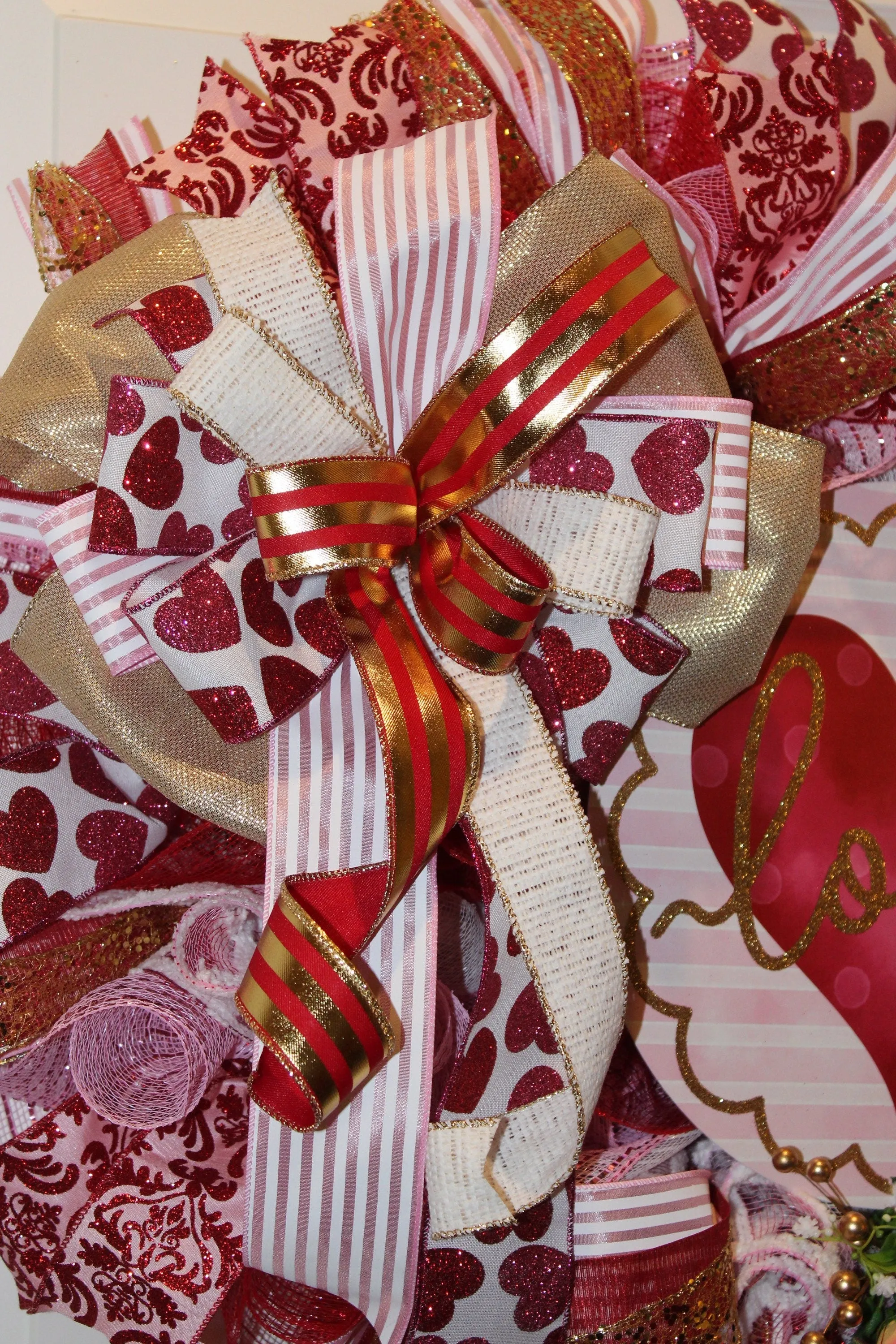 XL Elegant Valentine Wreath